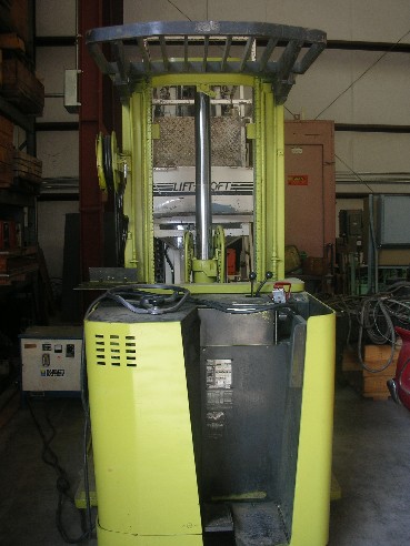 3,000 Lb., CLARK,