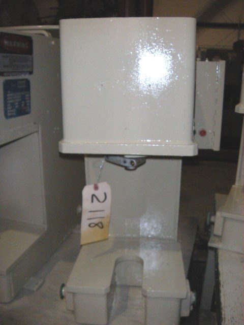 2 Ton, DENNISON, 4 Str, 1969,