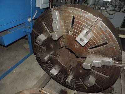 4-Jaw,